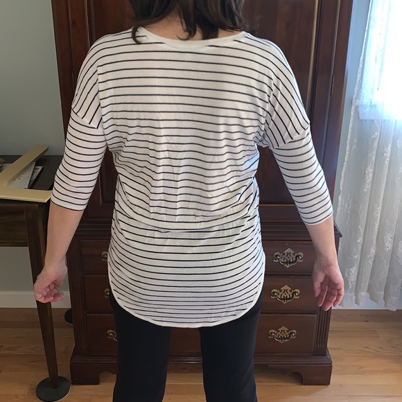 Blue & White Striped V-neck - Picture 8 of 12